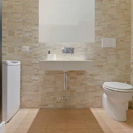 Nettuno 5 Stelle- Appartamento Elegante Con Suite Bologna Exterior photo